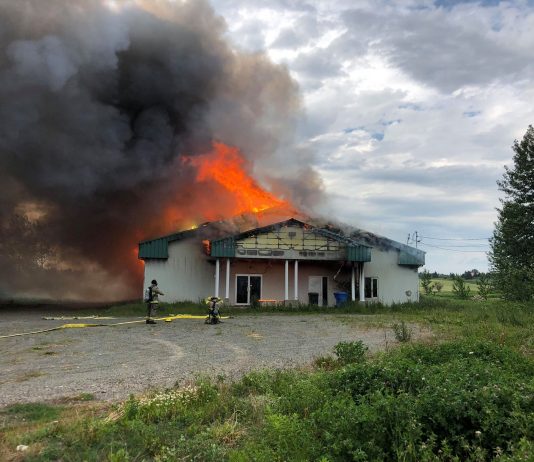 L’ancien salon de quilles de Ste-Thérèse-de-Gaspé a été la proie des flammes