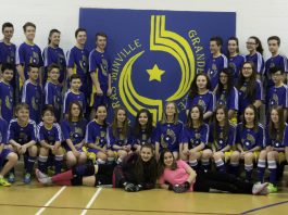 Soccer en salle: Un engouement à Grande-Vallée