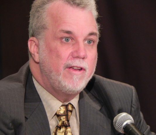 PHILIPPE COUILLARD EN GASPÉSIE