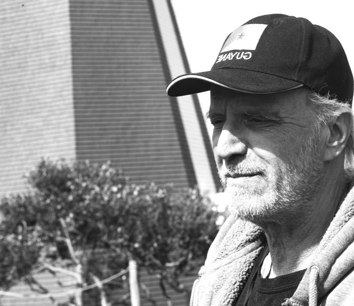 Carlos-Ferrand-Flipped-Crop-2