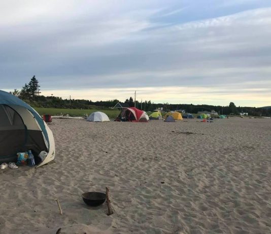 Une demande au ministère de la Sécurité publique pour le problème de camping
