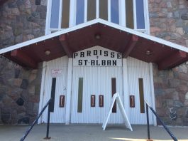 Moment de recueillement pour les descendants des naufragés du Carrick