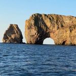 Effondrement d’une partie de l’obélisque du Rocher-Percé