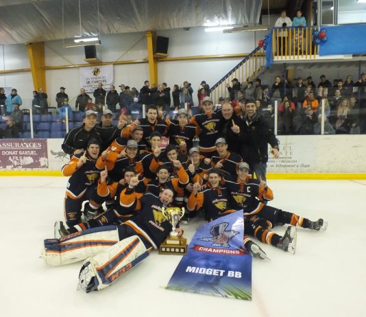 Coup d’envoi des Championnats provinciaux de hockey Coupe Dodge 2017