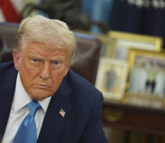 Tarifs douaniers : sursis de 30 jours pour le Canada