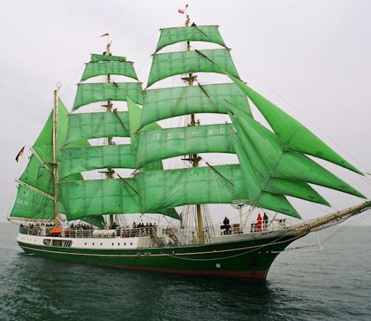 4 grands voiliers accosteront à Gaspé en juillet