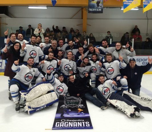 Hockey senior: Causapscal remporte le 1er championnat du hockey senior