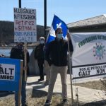 Plus de 100 personnes marchent pour la Terre à Gaspé