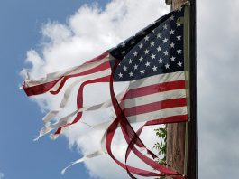 Tarifs douaniers : le Canada réplique