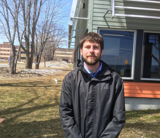 Le SIIIEQ et l’APTS demandent un règlement négocié